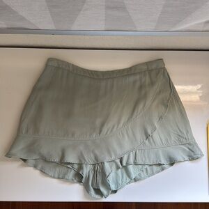 EUC Altar’d State wrap skort, Size L worn once pretty green
